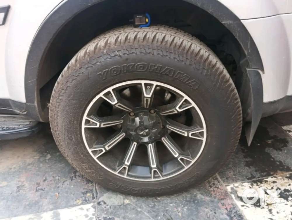 Mahindra Xuv500 2017 Diesel 57000 Km Driven