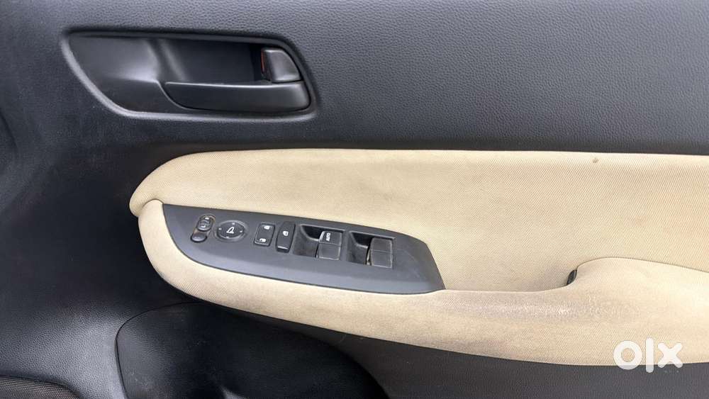 Honda City 1.5 V 5th Gen I-vtec Mt, 2022, Petrol