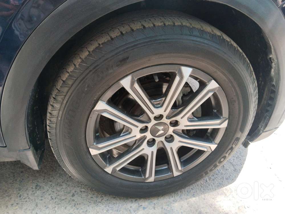 Mahindra Xuv700 2.2 Ax 7 Diesel At Luxury Pack Str, 2023, Diesel