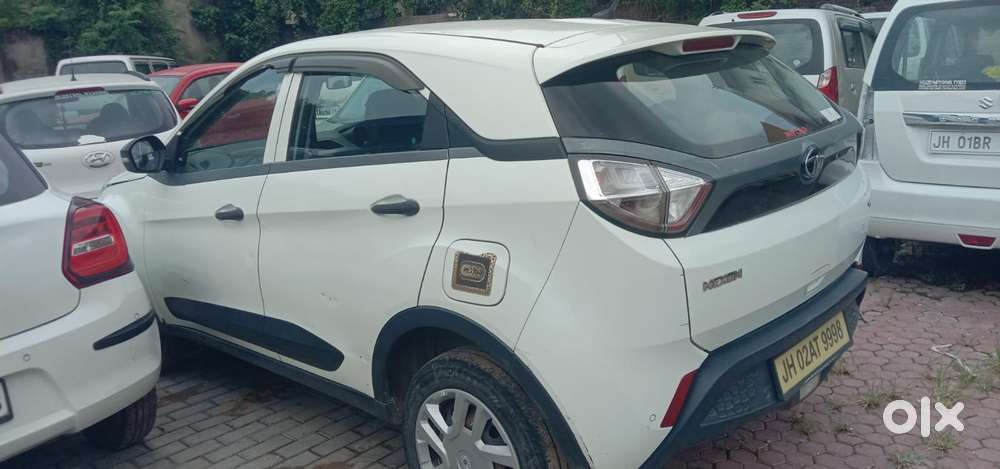 Tata Nexon 1.2 Revotron Xm, 2017, Petrol