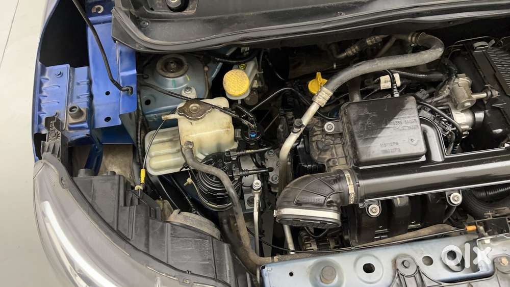 Renault Triber Rxz Easy-r Amt, 2021, Petrol