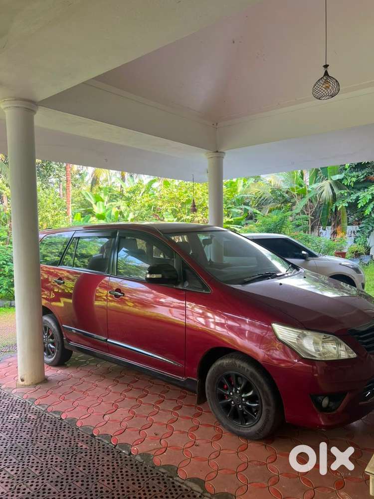 Toyota Innova Diesel 2012