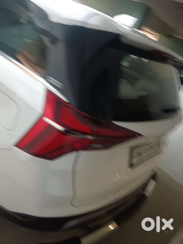 Xuv 700 Top Model Well Maintained