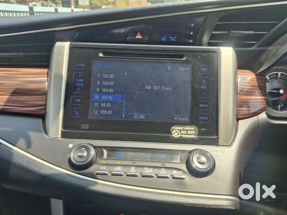 Toyota Innova Crysta 2.8 At Touring Sport, 2017, Diesel