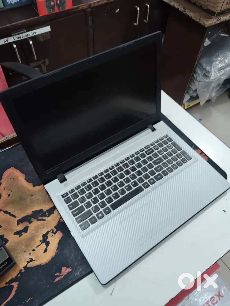 Lenovo IdeaPad 300