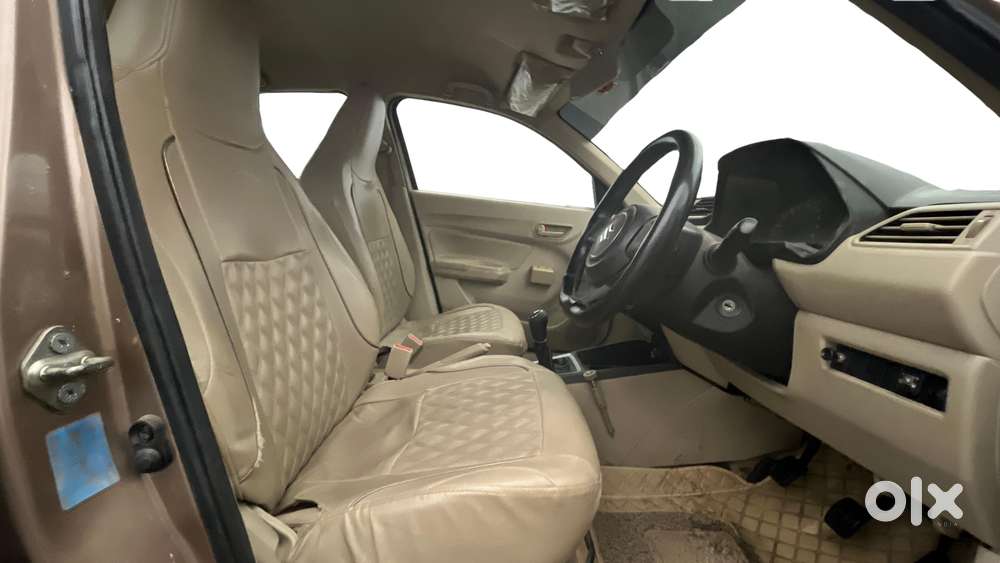 Maruti Suzuki Swift Dzire 1.2 Lxi Bsiv, 2018, Cng & Hybrids
