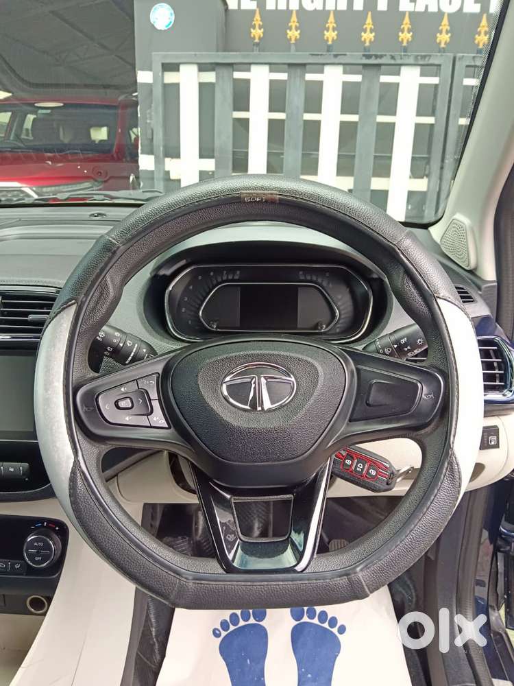 Tata Tiago 1.2 Revotron Xza Plus Amt, 2023, Petrol