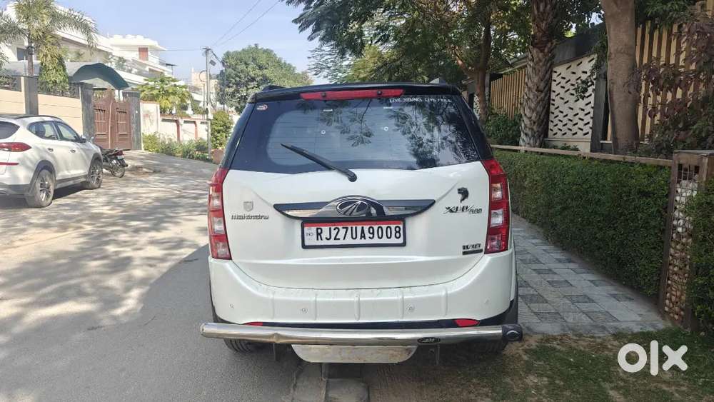 Mahindra Xuv500 2017 Diesel Automatic 73000 Km Driven