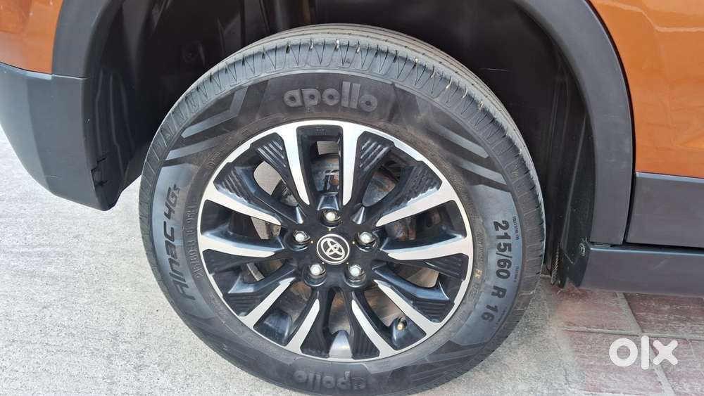 Toyota Urban Cruiser 1.5 Premium Grade Dual Tone At, 2020, Petrol