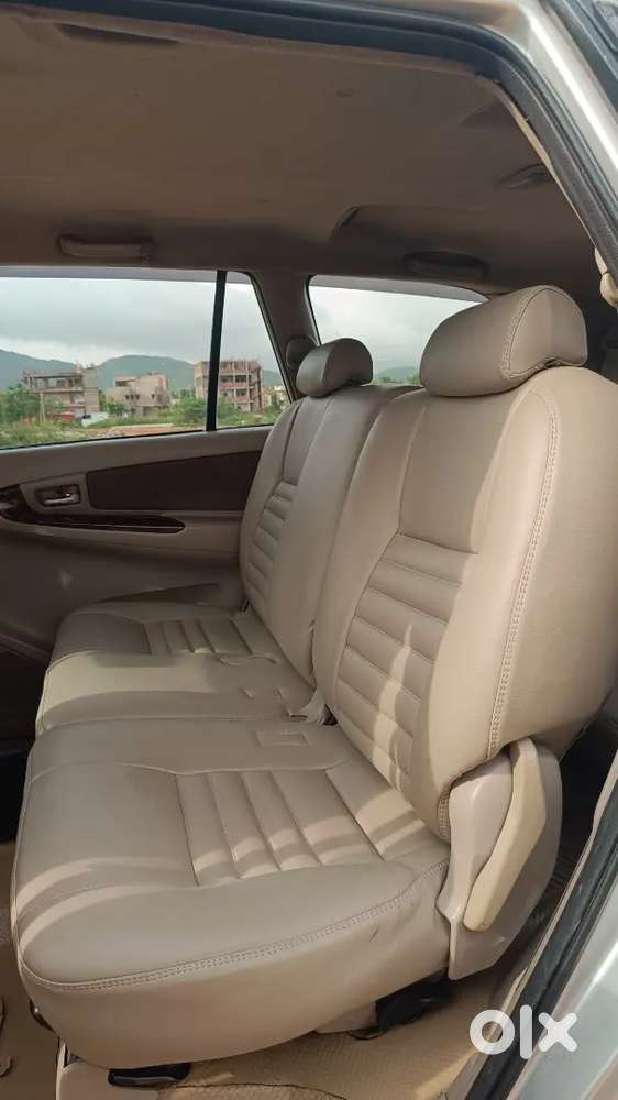 Toyota Innova 2.5 Vx 2012 Model Second Owner