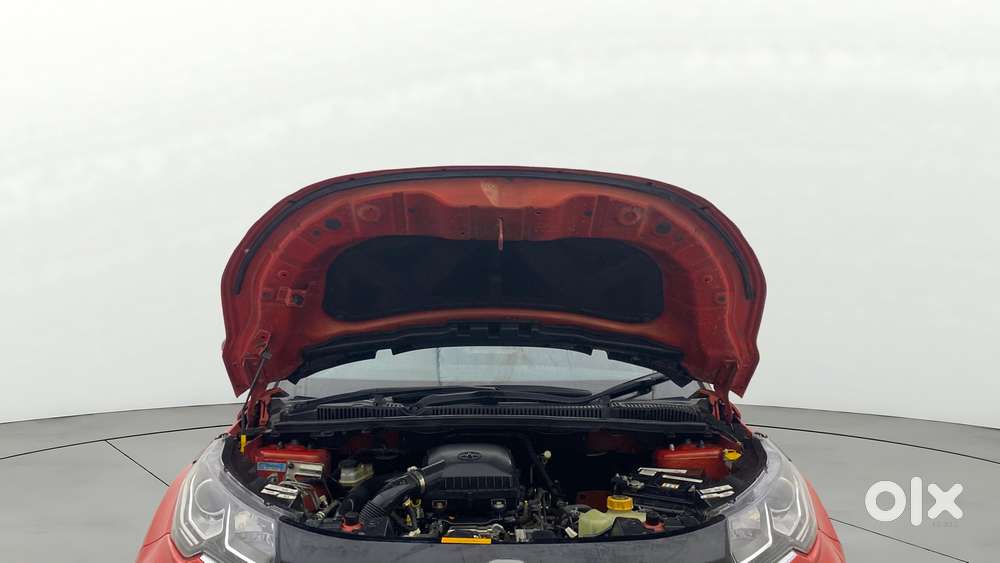 Tata Nexon 1.2 Revotron Xza Plus Premium, 2022, Petrol