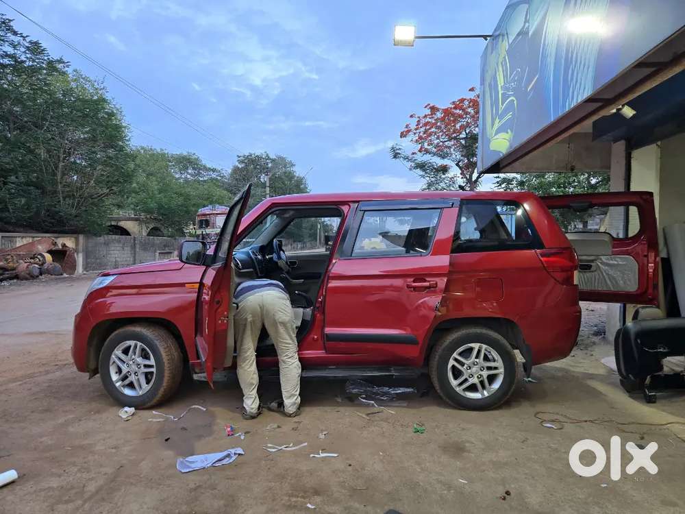 Mahindra Tuv 300 Plus 2018 Diesel Well Maintained