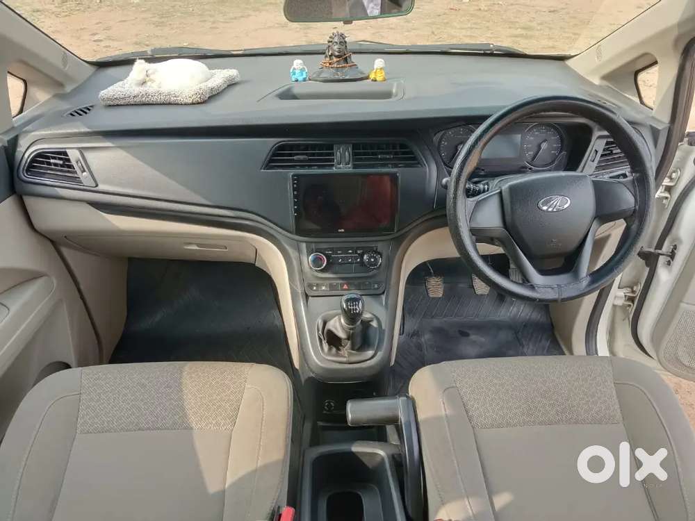 Mahindra Marazzo 2023 Diesel Well Maintained
