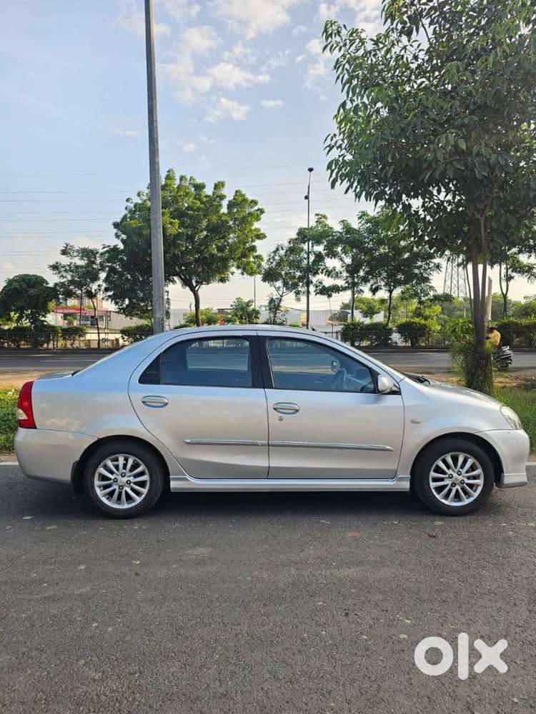 Toyota Etios G, 2011, Cng & Hybrids
