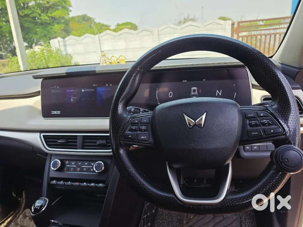 Mahindra Xuv700 2024 Diesel 34000 Km Driven