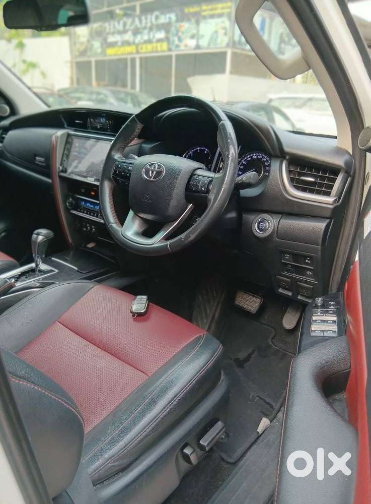 Toyota Fortuner Legender 4x2 At 2.8, 2022, Diesel