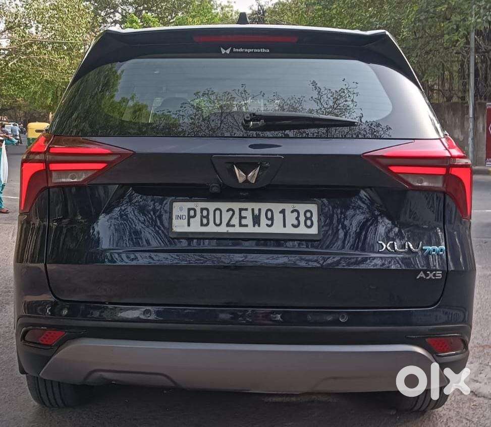 Mahindra Xuv700 2.0 Ax 5 Petrol Mt 7 Str, 2024, Petrol