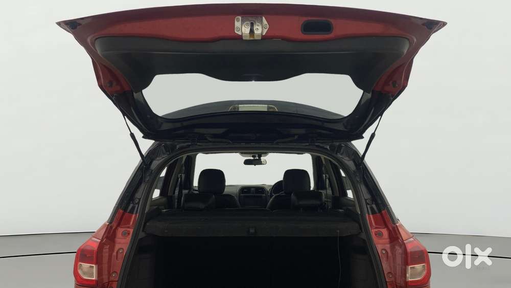 Maruti Suzuki Vitara Brezza Zdi Plus Dual Tone, 2017, Diesel