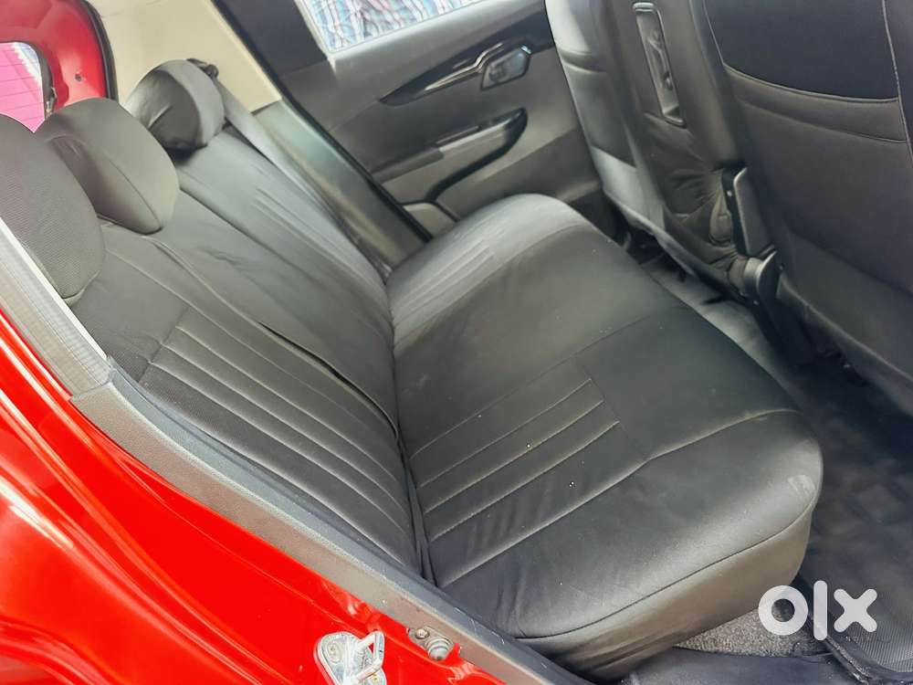 Mahindra Kuv 100 Mfalcon D75 K8 Dual Tone, 2017, Diesel