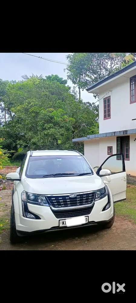 Mahindra Xuv500 W7 2018