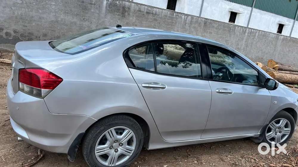 Honda City 2010 Cng & Hybrids 175207 Km Driven