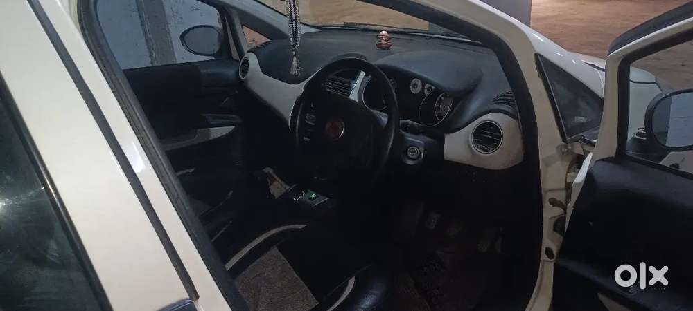 Fiat Punto 2014 Petrol + Cng