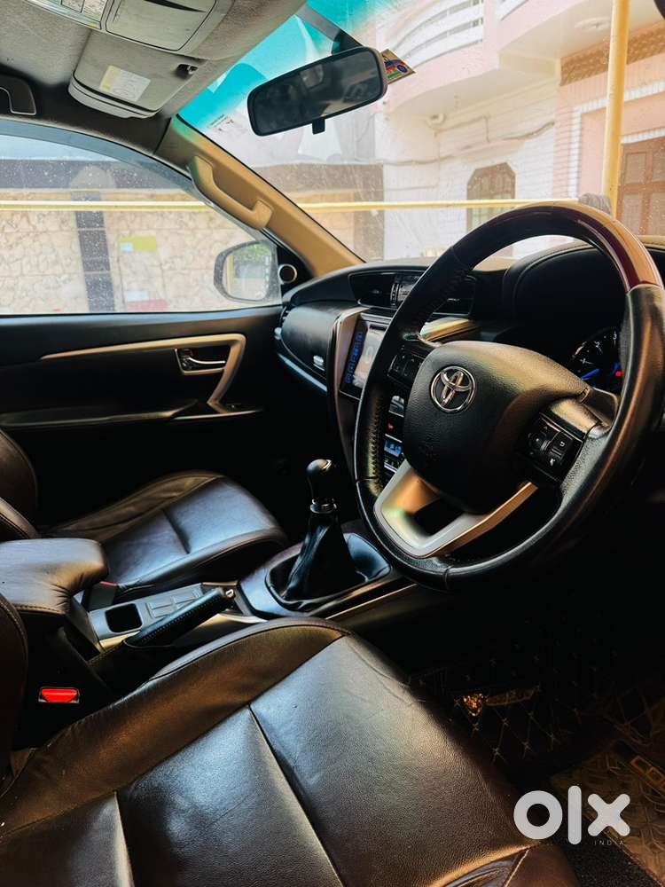 Toyota Fortuner 2018 Diesel 62580 Km Driven