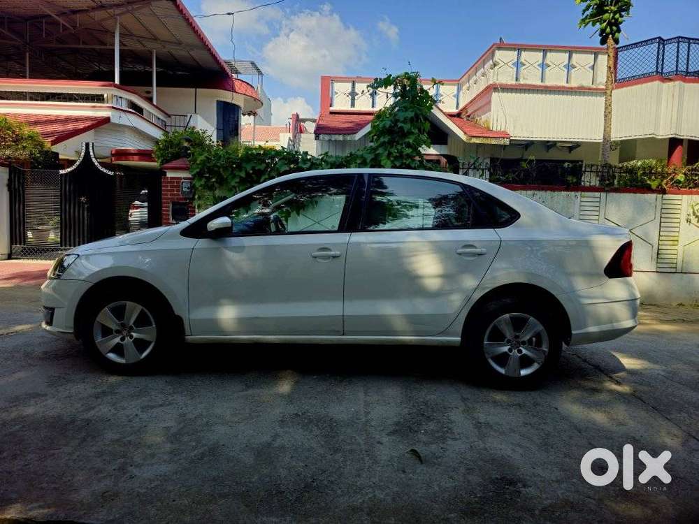 Skoda Rapid [ ] 1.5 Ambition Plus Tdi At, 2019, Diesel