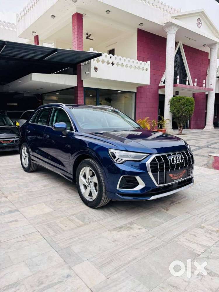 Audi Q3 40 Tfsi Premium Plus, 2023, Petrol