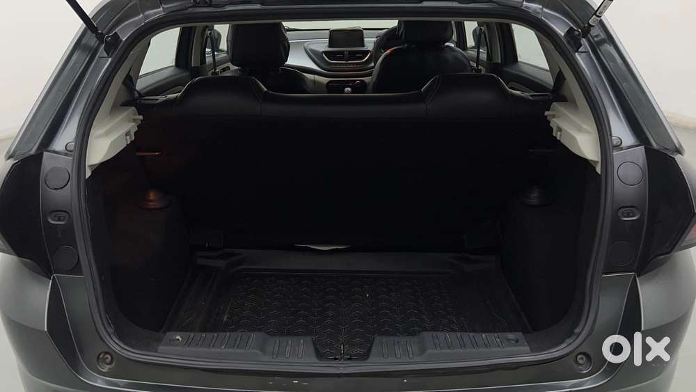 Tata Altroz 1.2 Xt, 2023, Petrol