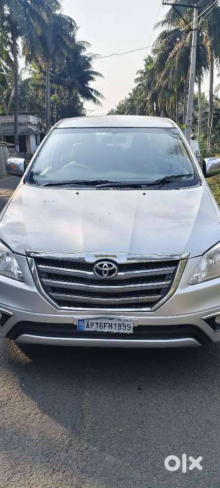 Toyota Innova 2011 Diesel 160000 Km Driven