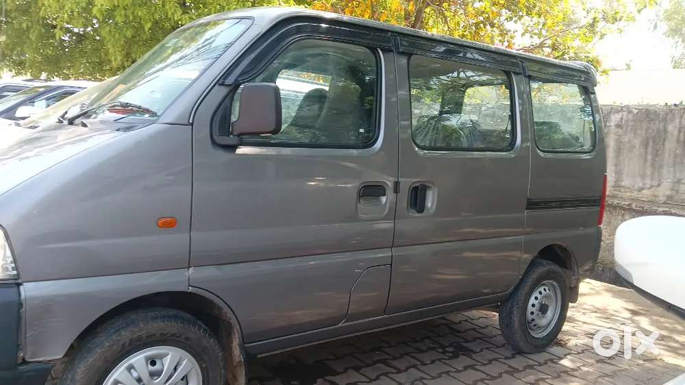 Maruti Suzuki Eeco Smiles 2025