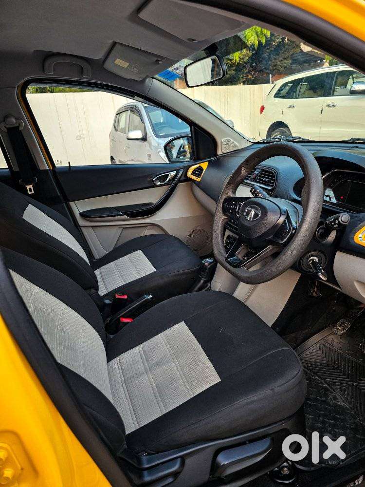 Tata Tiago Xza Plus Dual Tone, 2020, Petrol