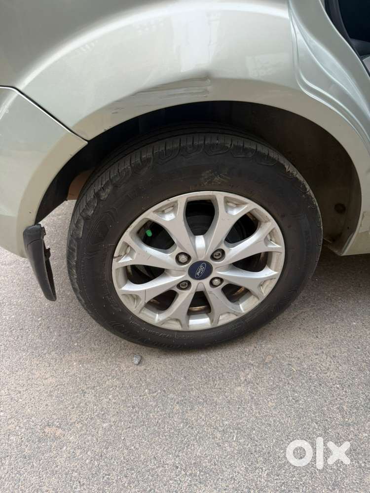 Ford Figo Petrol 2013