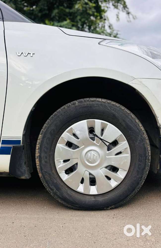 Maruti Suzuki Swift Vxi + Manual, 2013, Petrol