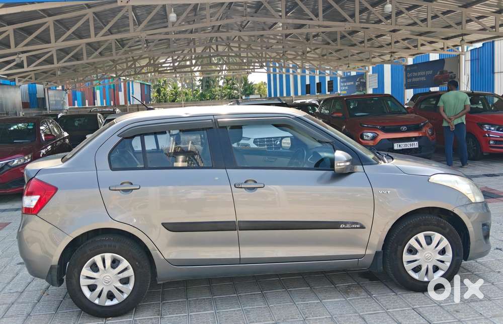 Maruti Suzuki Swift Dzire 1.2 Vxi Bsiv, 2013, Petrol