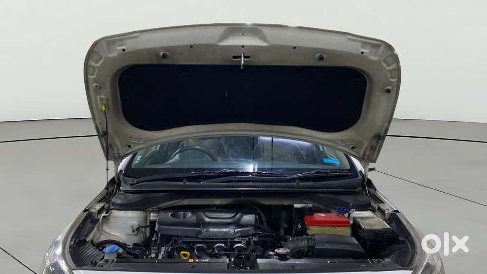 Hyundai Verna 1.6 Sx (o) Vtvt, 2019, Petrol
