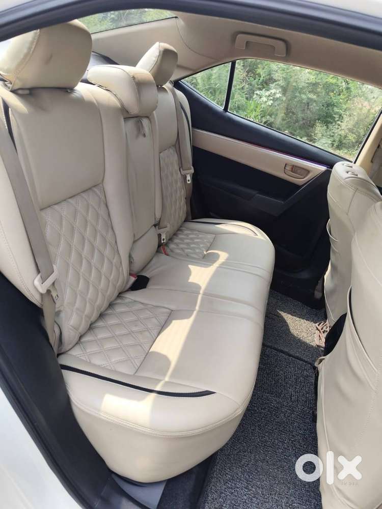 Toyota Corolla Altis 2016