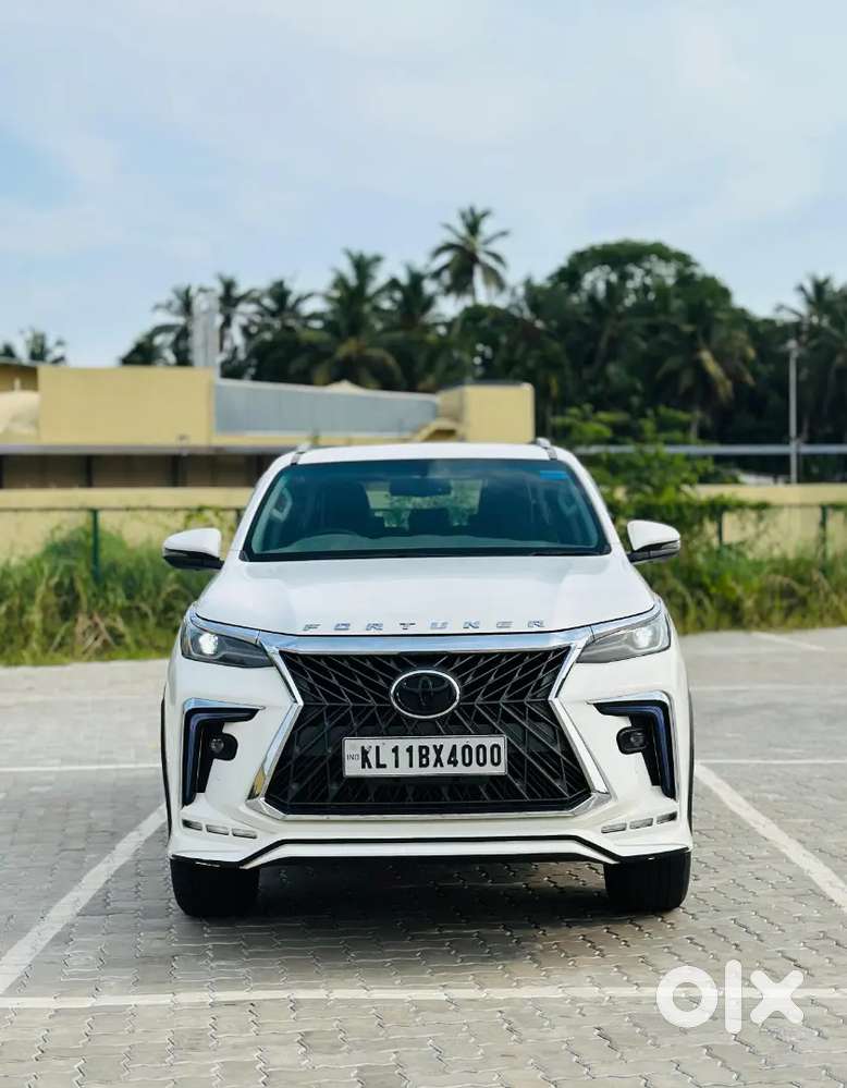 Toyota Fortuner 2022 Petrol Second Owner