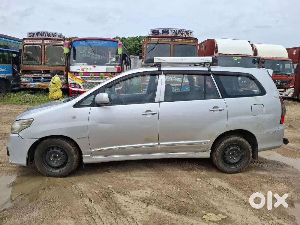 Toyota Innova 2014 Diesel 164000 Km Driven