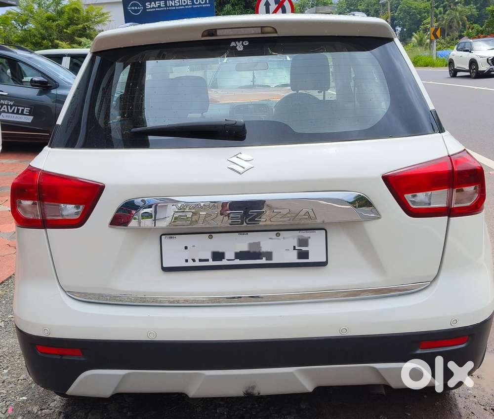 Maruti Suzuki Vitara Brezza Zxi+ Amt, 2018, Petrol