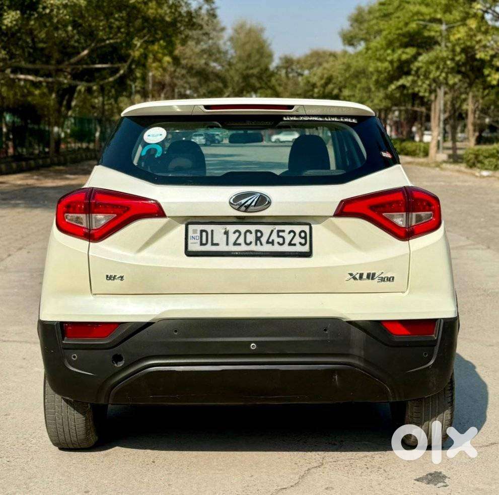 Mahindra Xuv300 W4, 2019, Petrol