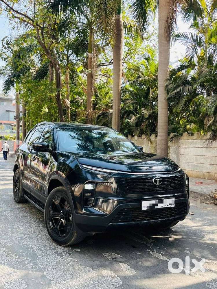 Tata Safari Accomplished X Plus 7 Str Dark Edition, 2025, Diesel