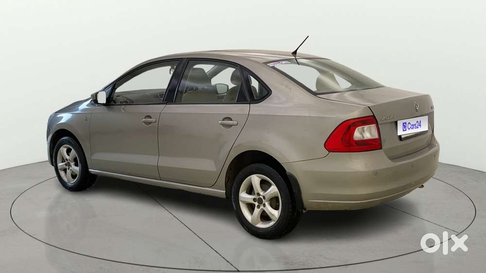 Skoda Rapid 1.6 Ambition Plus Mpi, 2013, Petrol