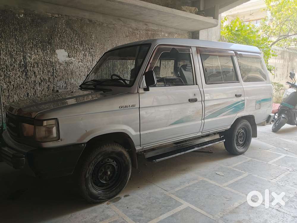 Toyota Qualis Gs 10-seater Diesel  2002  Single Owner  Well Maintai