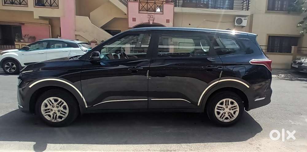 Kia Carens G 1.5 6mt Premium (o) 7-seater, 2024, Petrol
