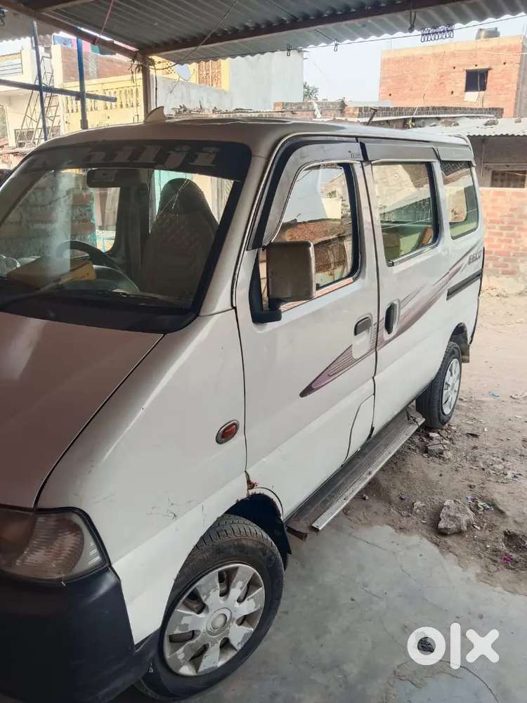 Maruti Suzuki Eeco 2016