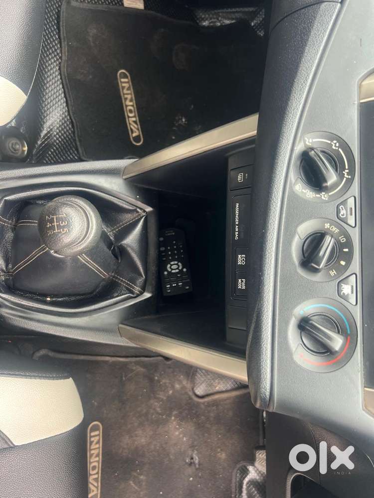 Toyota Innova Crysta 2.4 G Mt, 2016, Diesel