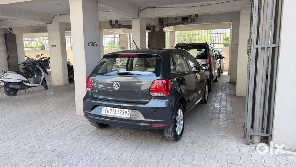 Volkswagen Polo 2016 Petrol 120000 Km Driven