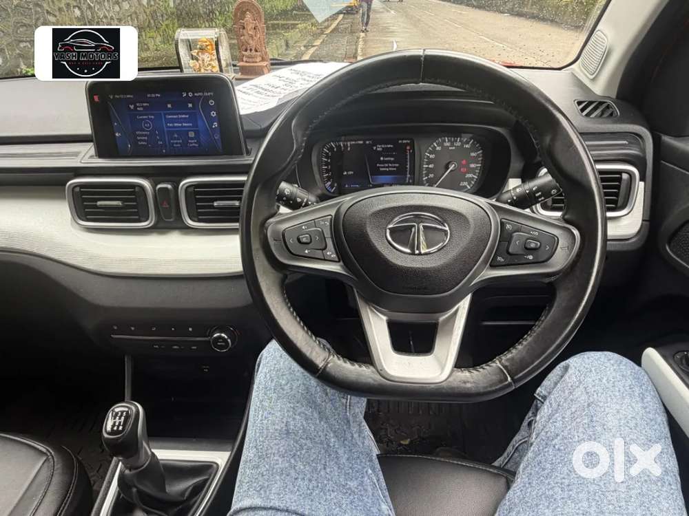 Tata Punch 1.2 Revotron Creative Dual Tone, 2022, Petrol